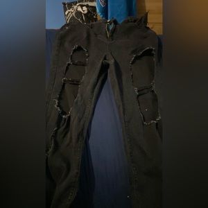 Black ripped mom jeans